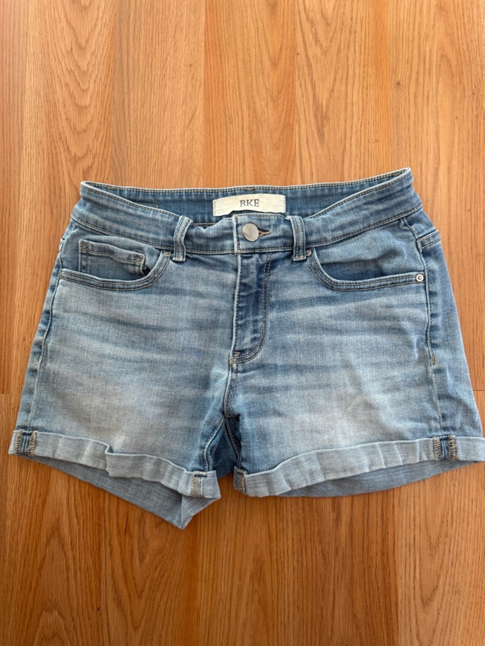 BKE Women's Light Blue Denim Roll-Cuff Shorts size 25